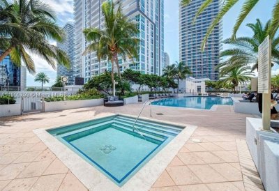 Comprar apartamento no Avenue on Brickell 1060 Tower 1701
