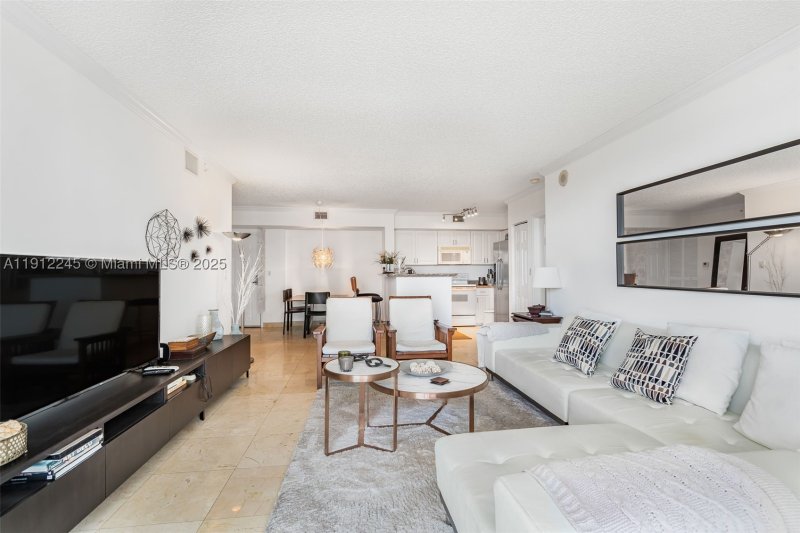 Condo for sale at Mark on Brickell 2708