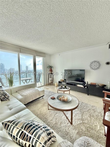 Condo for sale at Mark on Brickell 2708