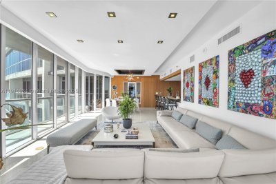 Comprar apartamento no Icon Brickell Tower I 1001