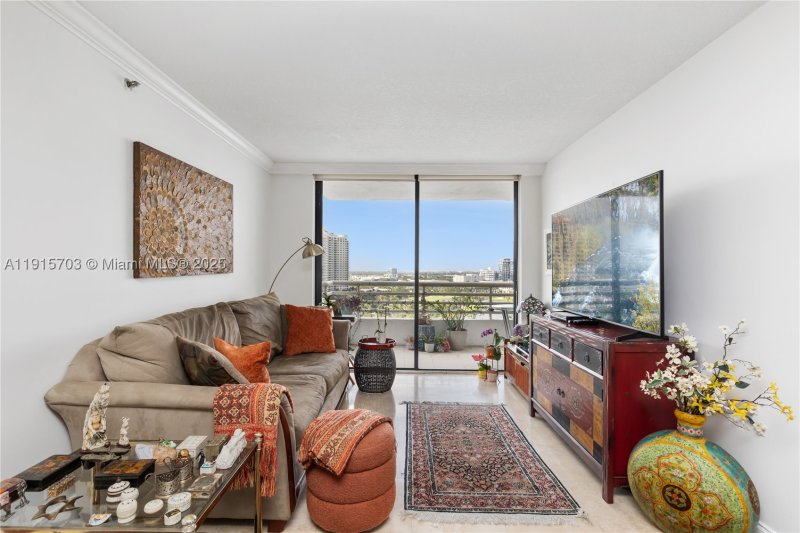 Comprar apartamento en Parc Central Aventura 1603