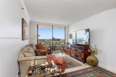 Comprar apartamento en Parc Central Aventura 1603