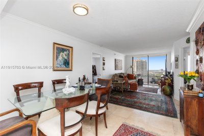 Comprar apartamento en Parc Central Aventura 1603