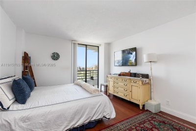 Comprar apartamento en Parc Central Aventura 1603
