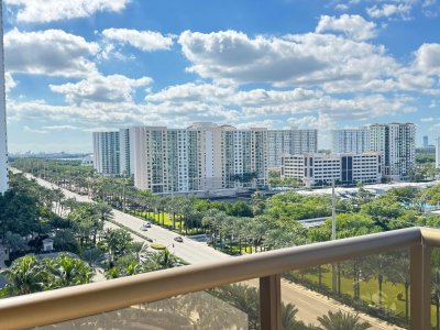 Alquiler de apartamento en Sayan 1004
