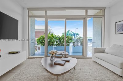 Comprar apartamento en Midtown Midblock 605