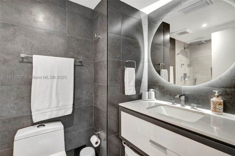 Alquiler de apartamento en Roney Palace 634
