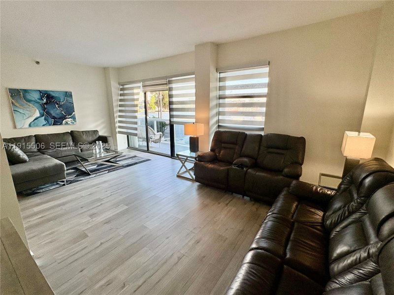 Condo for sale at Waterview 147