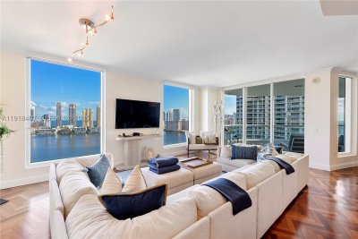 Comprar apartamento no Bella Mare 2406