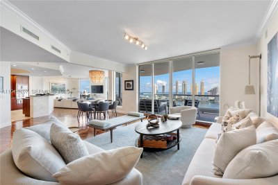 Comprar apartamento no Bella Mare 2406
