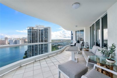 Comprar apartamento no Bella Mare 2406