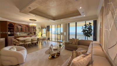 Comprar apartamento no 2000 Williams Island 3004