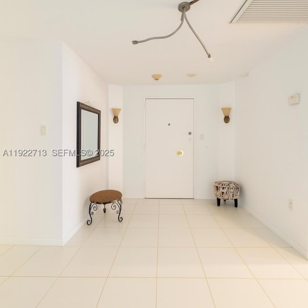 Condo for sale at Imperial House 5D