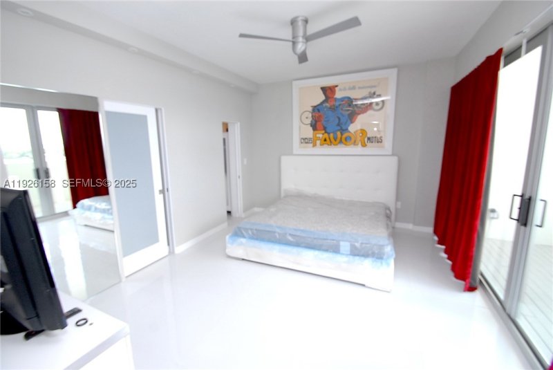 Comprar apartamento en South Bay Club PH27