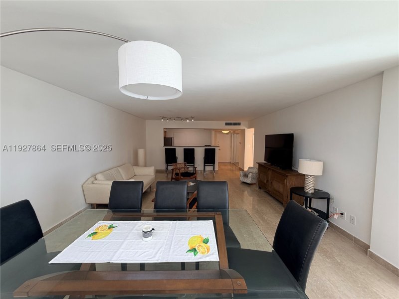 Comprar apartamento no Seacoast 5151 730 + DEN
