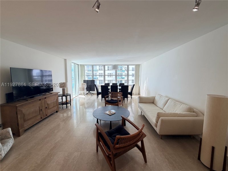 Comprar apartamento no Seacoast 5151 730 + DEN
