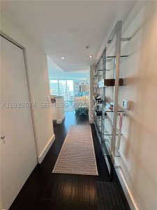 Comprar apartamento en One Miami West Tower 2403
