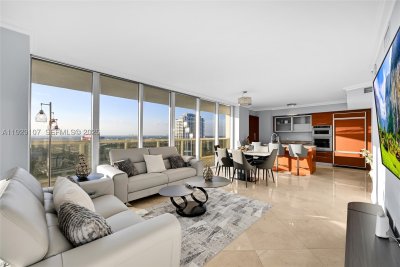 Aluguel de apartamento no Beach Club Two 3706
