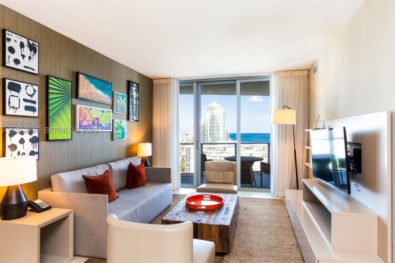 Condo for sale at Hyde Beach Resort Hollywood 1910