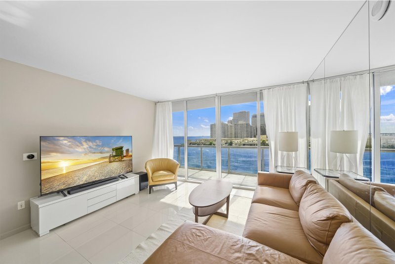 Comprar apartamento no Icon Brickell Tower II 911