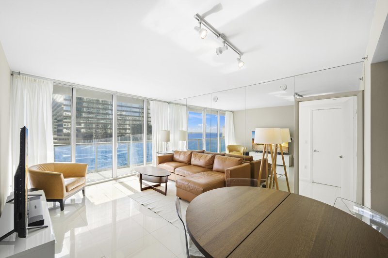 Comprar apartamento no Icon Brickell Tower II 911