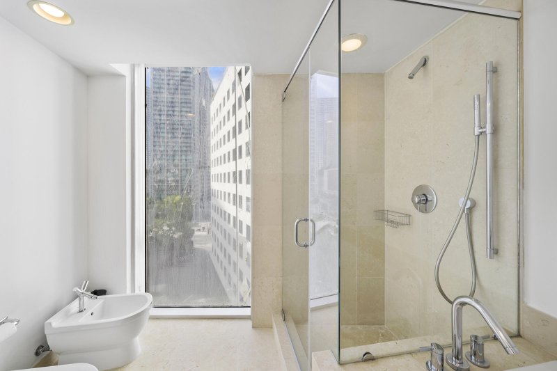 Comprar apartamento no Icon Brickell Tower II 911