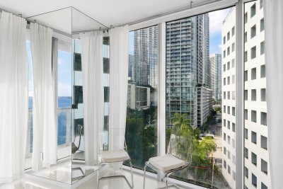 Comprar apartamento no Icon Brickell Tower II 911