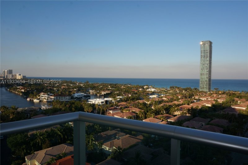 Comprar apartamento no Ocean View PH-26