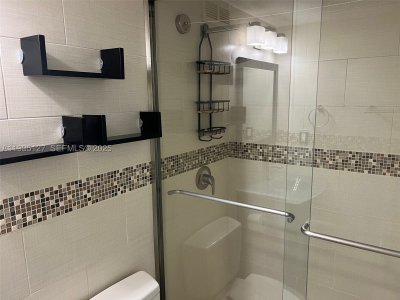 Alquiler de apartamento en The Wave Condo 1112