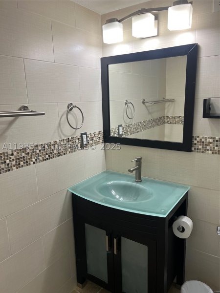 Alquiler de apartamento en The Wave Condo 1112