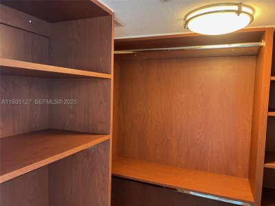 Alquiler de apartamento en The Wave Condo 1112