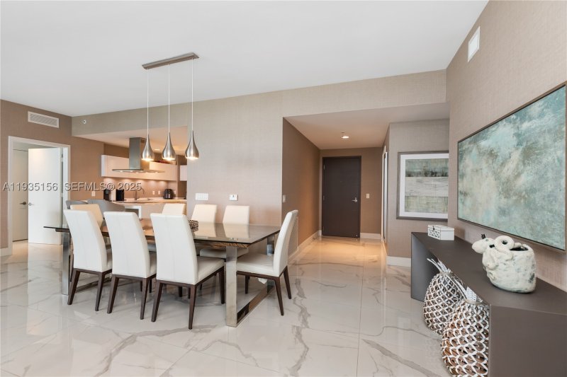 Condo for sale at Marina Palms Yacht Club 908