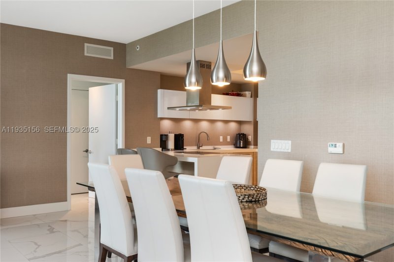 Condo for sale at Marina Palms Yacht Club 908