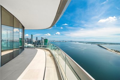 Comprar apartamento en Una Residences at Brickell 4201
