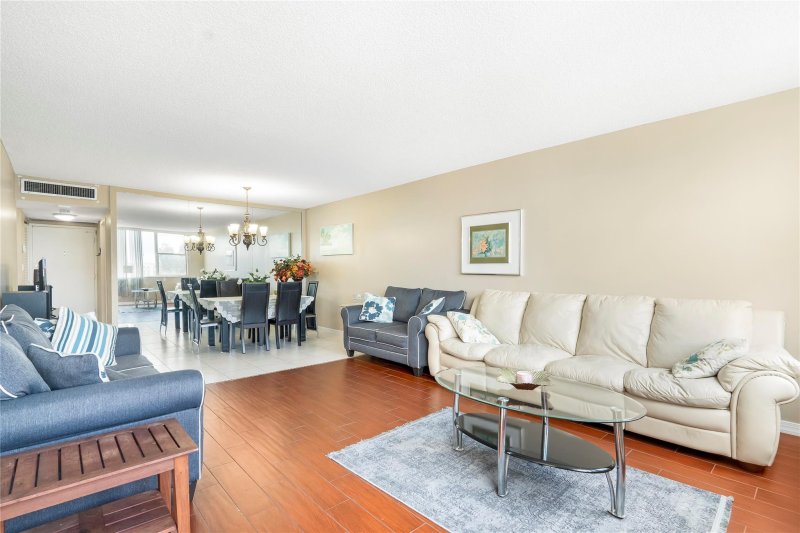Apartment for rent at Parker Dorado 517