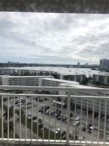 Comprar apartamento en Del Prado South Tower 1403