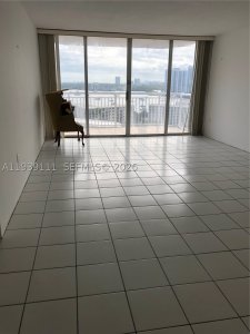 Comprar apartamento en Del Prado South Tower 1403