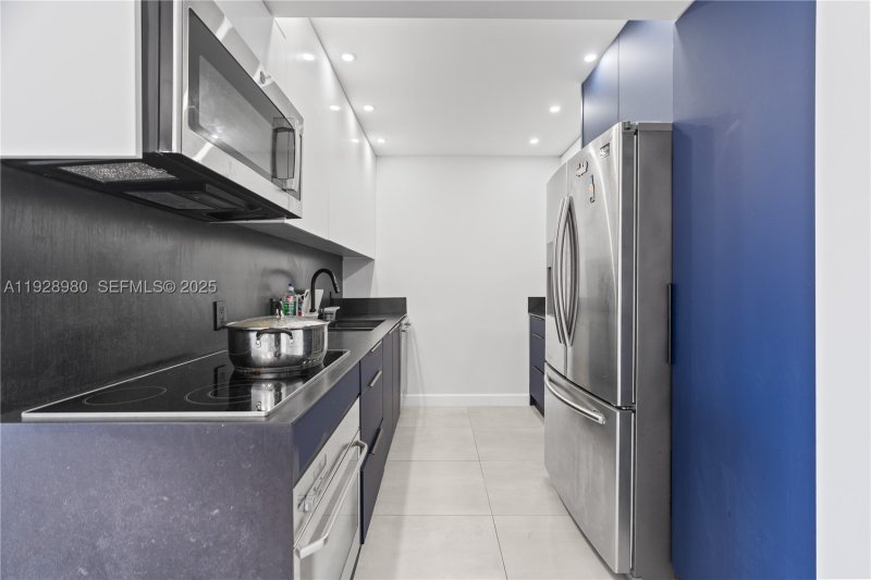 Apartment for rent at Coronado I 722