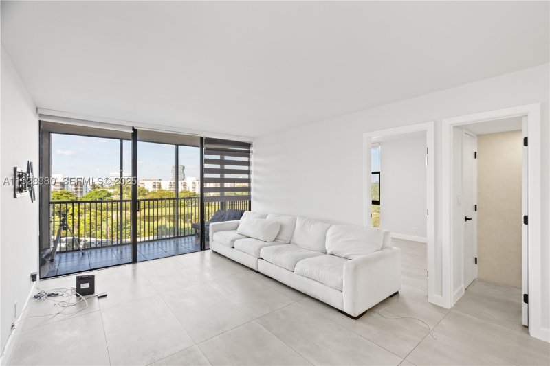 Apartment for rent at Coronado I 722