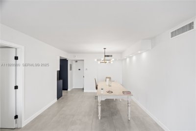 Aluguel de apartamento no Coronado I 722