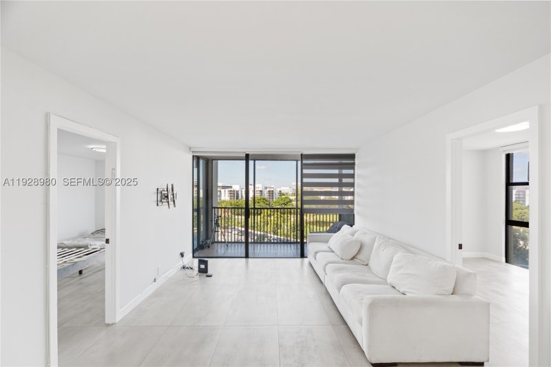 Apartment for rent at Coronado I 722