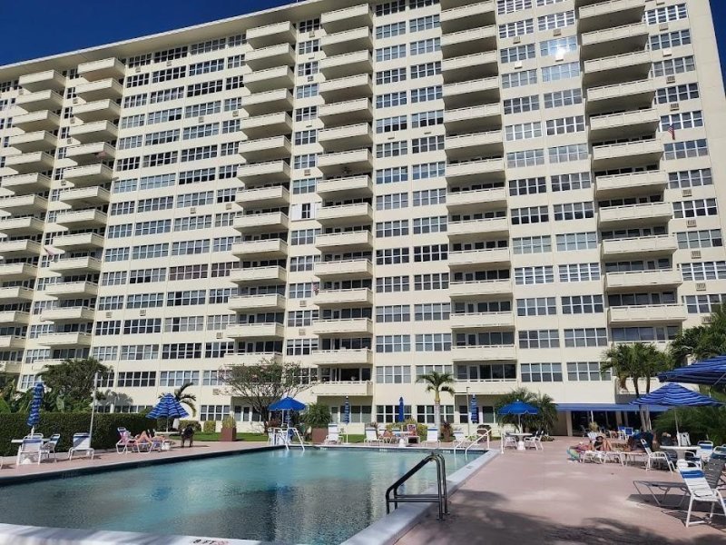Condo for sale at Coral Ridge Towers North 1214