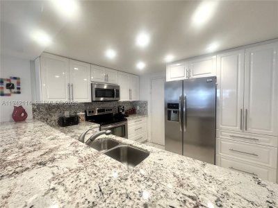 Aluguel de apartamento no Hallmark of Hollywood 519