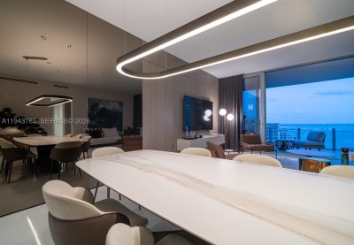 Comprar apartamento no Aston Martin Residences 3403