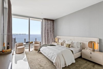 Comprar apartamento no Aston Martin Residences 3403