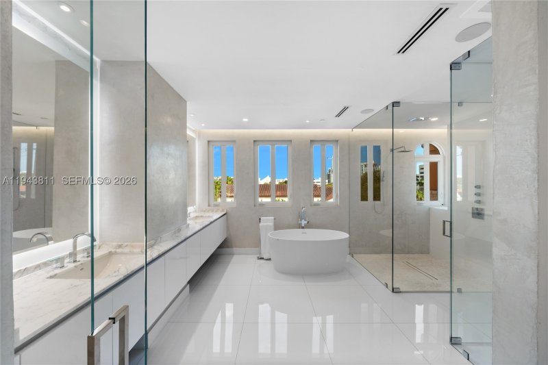 Apartment for rent at Biltmore II 2