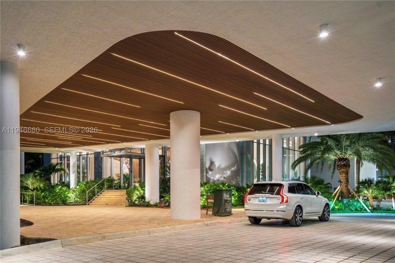 Alquiler de apartamento en Aria Reserve Miami 3202