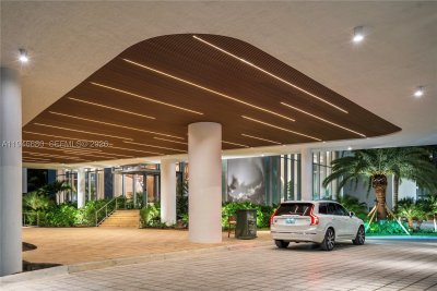 Alquiler de apartamento en Aria Reserve Miami 3202