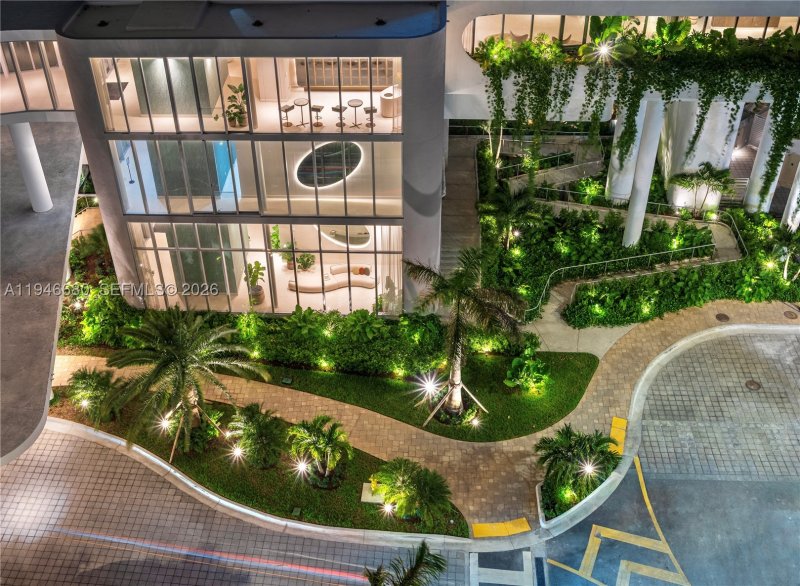 Alquiler de apartamento en Aria Reserve Miami 3202