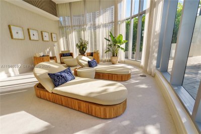 Alquiler de apartamento en Aria Reserve Miami 3202